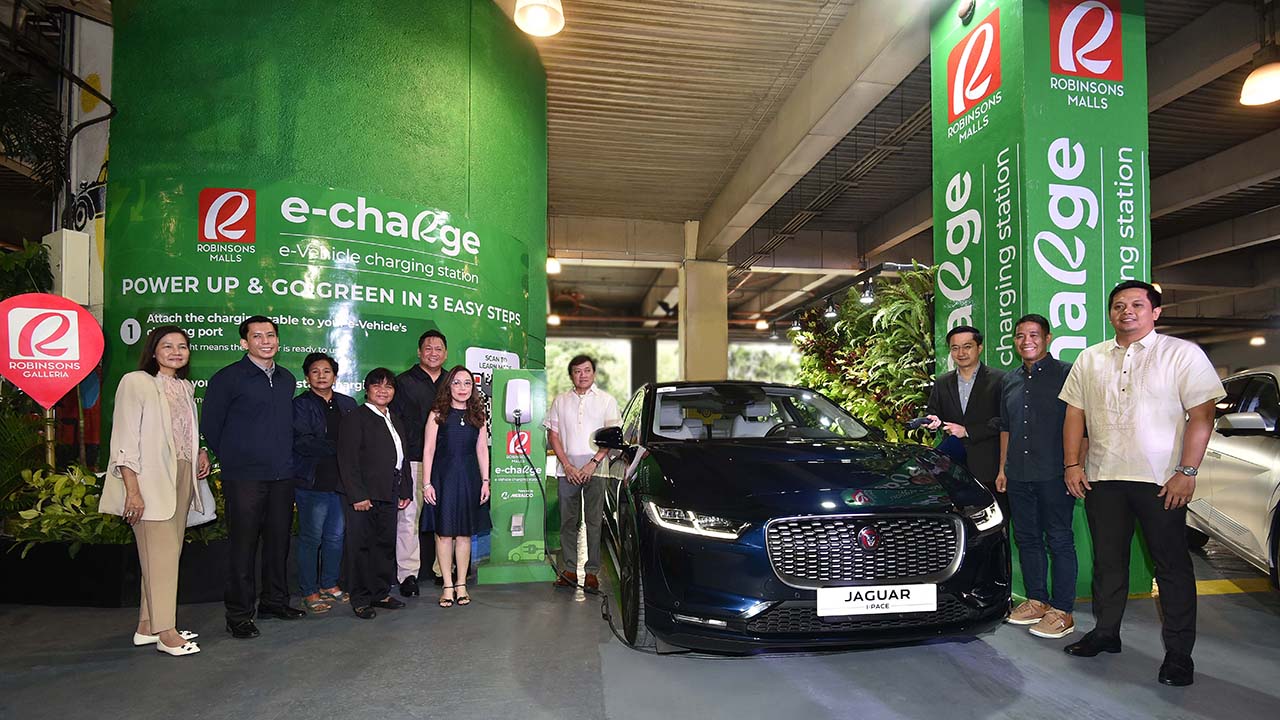 Green Means Go! You Can Charge EVs at Robinsons Malls, Thanks to RLC & Meralco