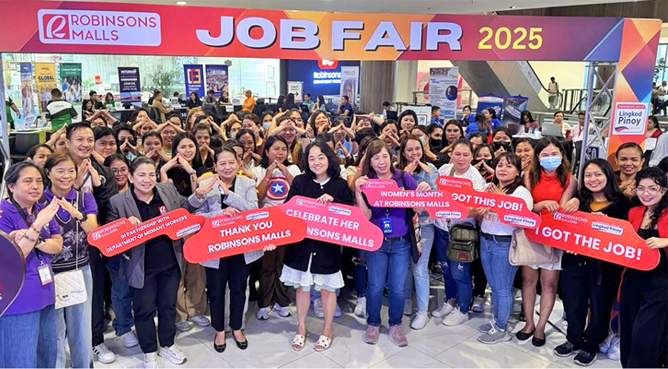 Robinsons Malls Connects Filipinos to Job Opportunities Here and Abroad