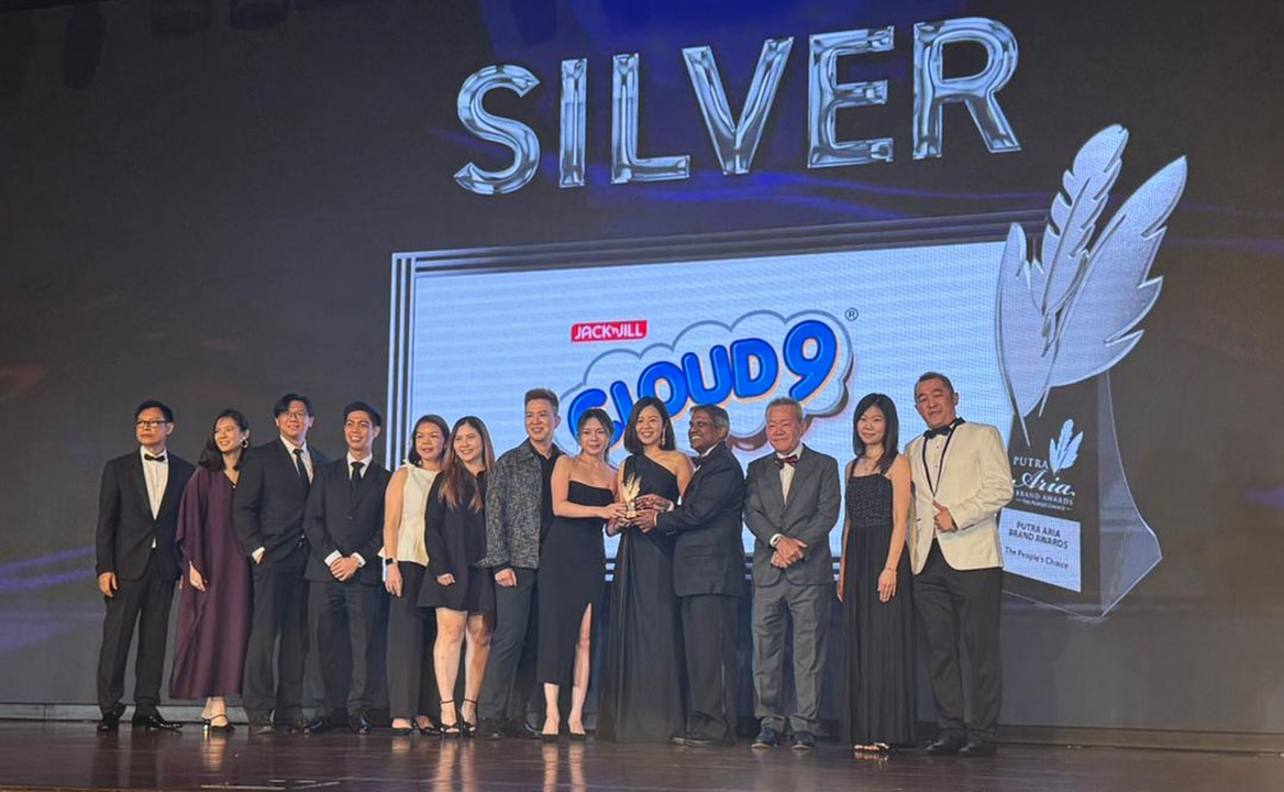 URC brands Cloud 9 and Munchys win honors at Malaysias 2025 Putra Awards